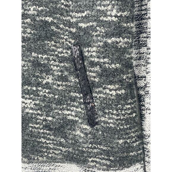 Miss Me Pullover Sweater Top Sequins Black Raglan Sleeves Boucle Size Small - Picture 3 of 10